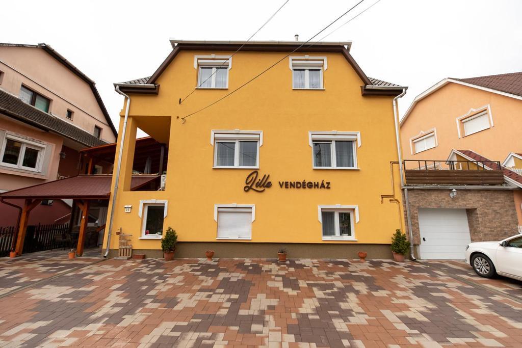 Lilla Vendeghaz Hotell Miskolc Eksteriør bilde